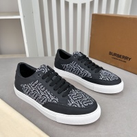 $85.00 USD Burberry Casual Shoes For Men #1074452
