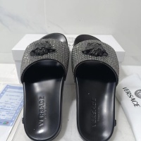 $60.00 USD Versace Slippers For Women #1074622