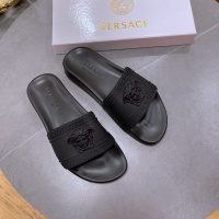 $60.00 USD Versace Slippers For Men #1074639