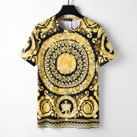 $25.00 USD Versace T-Shirts Short Sleeved For Men #1075689