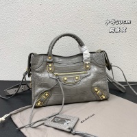 $162.00 USD Balenciaga AAA Quality Handbags For Women #1082014