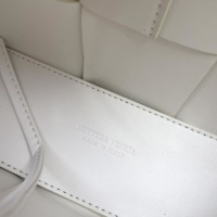 $96.00 USD Bottega Veneta BV AAA Quality Handbags For Women #1082039