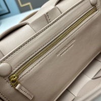 $102.00 USD Bottega Veneta BV AAA Quality Messenger Bags For Women #1082052