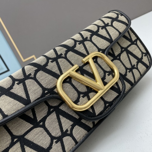 Replica Valentino AAA Quality Messenger Bags For Women #1094108 $98.00 USD for Wholesale