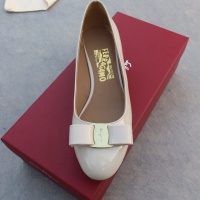 $96.00 USD Salvatore Ferragamo Flat Shoes For Women #1099060
