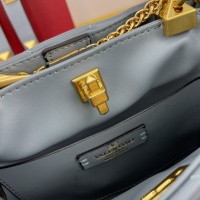 $115.00 USD Valentino AAA Quality Messenger Bags For Women #1100604