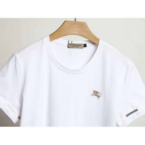 Replica Burberry T-Shirts Short Sleeved For Women #1100916 $34.00 USD for Wholesale