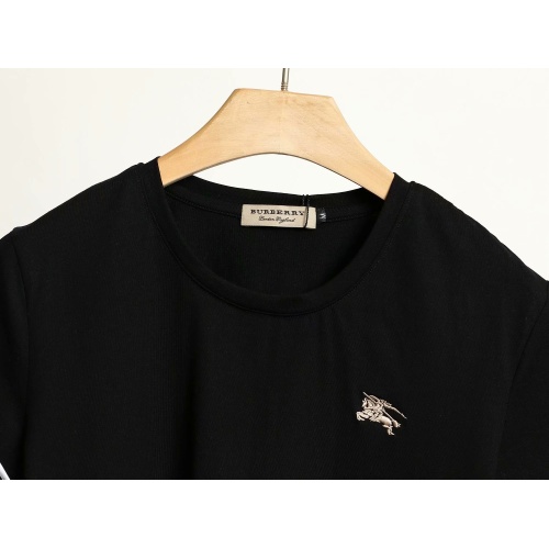 Replica Burberry T-Shirts Short Sleeved For Women #1100917 $34.00 USD for Wholesale