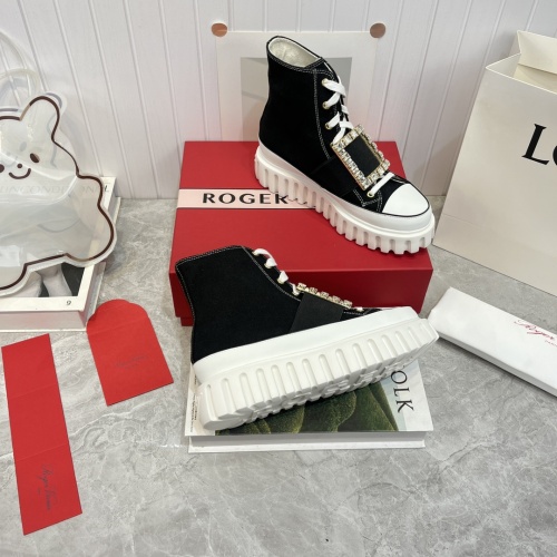 Replica Roger Vivier High Tops Shoes For Women #1108684 $118.00 USD for Wholesale