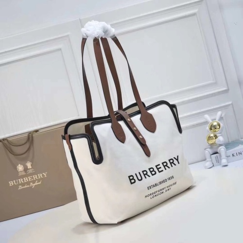 Replica Burberry AAA Quality Shoulder Bags For Women #1114583 $96.00 USD for Wholesale