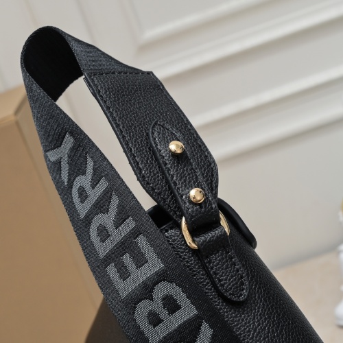 Replica Burberry AAA Quality Messenger Bags For Women #1114589 $102.00 USD for Wholesale