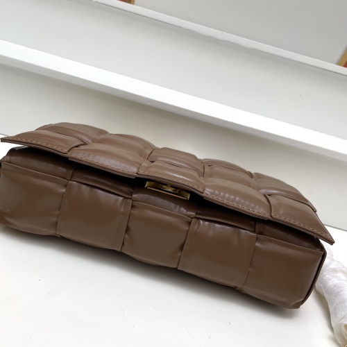 Replica Bottega Veneta BV AAA Quality Messenger Bags For Women #1115256 $105.00 USD for Wholesale
