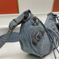 $135.00 USD Balenciaga AAA Quality Messenger Bags For Women #1114477