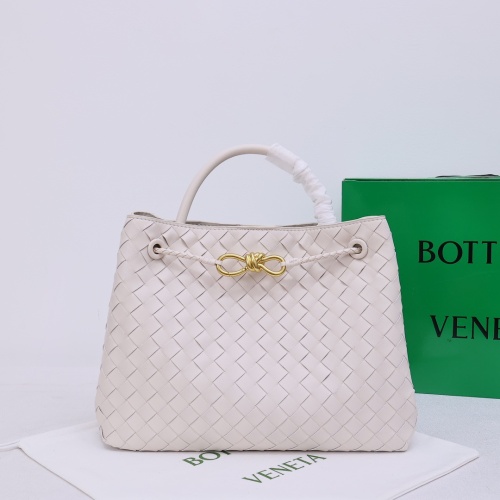Replica Bottega Veneta BV AAA Quality Handbags For Women #1125616, $112.00 USD, [ITEM#1125616], Replica Bottega Veneta BV AAA Handbags outlet from China