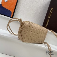 $88.00 USD Bottega Veneta BV AAA Quality Messenger Bags For Women #1122035