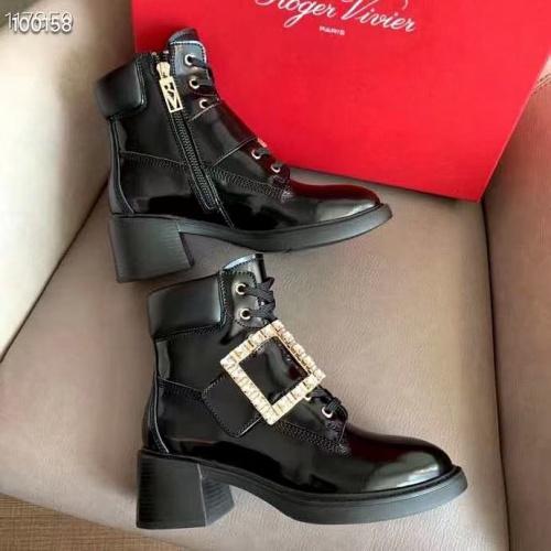 Replica Roger Vivier Boots For Women #1143842 $112.00 USD for Wholesale