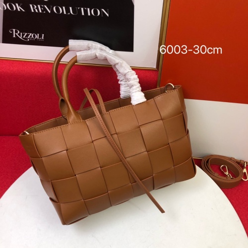Replica Bottega Veneta BV AAA Quality Handbags For Women #1144133 $122.00 USD for Wholesale