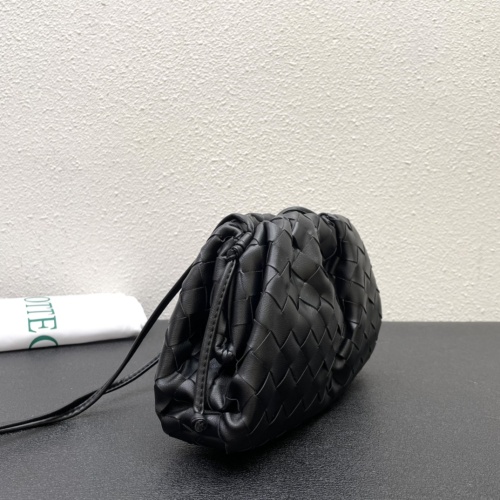 Replica Bottega Veneta BV AAA Quality Messenger Bags For Women #1144235 $122.00 USD for Wholesale