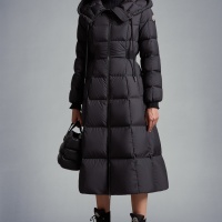 $264.46 USD Moncler Down Feather Coat Long Sleeved For Women #1134184