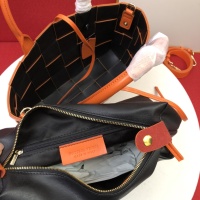 $122.00 USD Bottega Veneta BV AAA Quality Handbags For Women #1144132