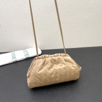 $122.00 USD Bottega Veneta BV AAA Quality Messenger Bags For Women #1144229