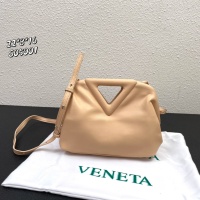 Bottega Veneta BV AAA Quality Messenger Bags For Women #1144245