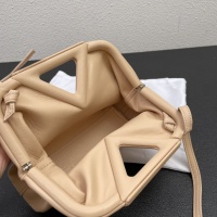 $105.00 USD Bottega Veneta BV AAA Quality Messenger Bags For Women #1144245
