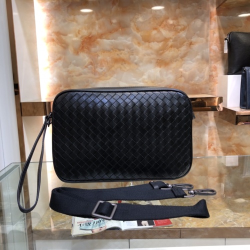 Replica Bottega Veneta AAA Man Messenger Bags #1148235 $140.00 USD for Wholesale