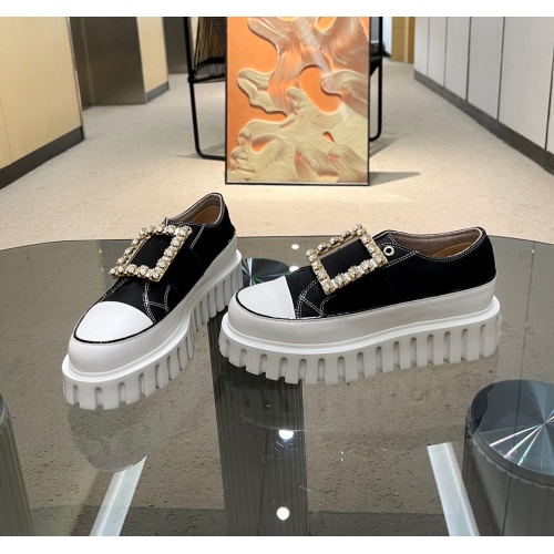 Replica Roger Vivier Casual Shoes For Women #1148399 $100.00 USD for Wholesale