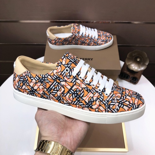 Replica Burberry Casual Shoes For Men #1149333 $80.00 USD for Wholesale