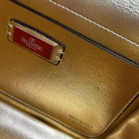 $102.00 USD Valentino AAA Quality Messenger Bags For Women #1144512
