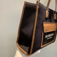 $115.00 USD Burberry AAA Quality Shoulder Bags For Women #1144759