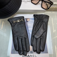 $48.00 USD Celine Gloves For Women #1145121