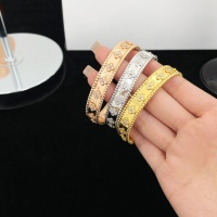 $88.00 USD Van Cleef & Arpels Bracelets For Women #1145814