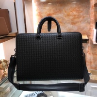 Bottega Veneta AAA Man Handbags #1148295
