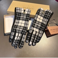 Burberry Gloves For Women #1149730