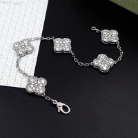 $29.00 USD Van Cleef & Arpels Bracelets For Women #1152992