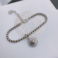 $40.00 USD Versace Bracelets #1153062