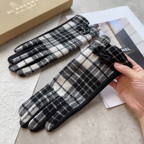 Replica Burberry Gloves For Women #1154984 $38.00 USD for Wholesale