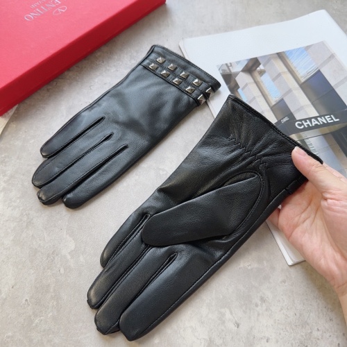 Replica Valentino Gloves For Women #1155000 $45.00 USD for Wholesale