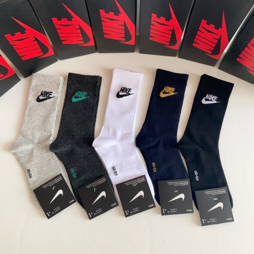 Replica Nike Socks #1155188, $29.00 USD, [ITEM#1155188], Replica Nike Socks outlet from China