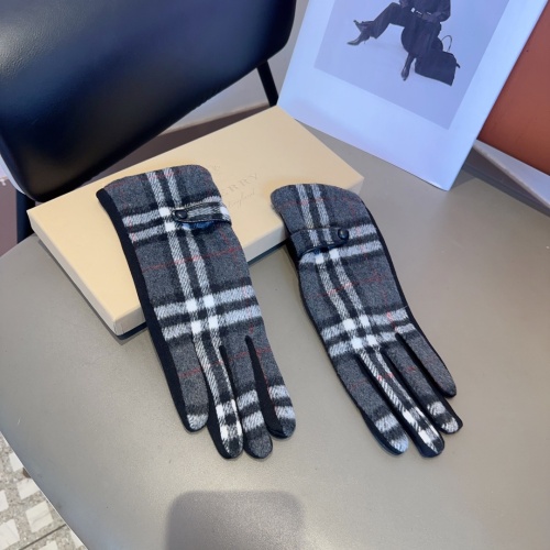 Replica Burberry Gloves For Women #1157864 $38.00 USD for Wholesale