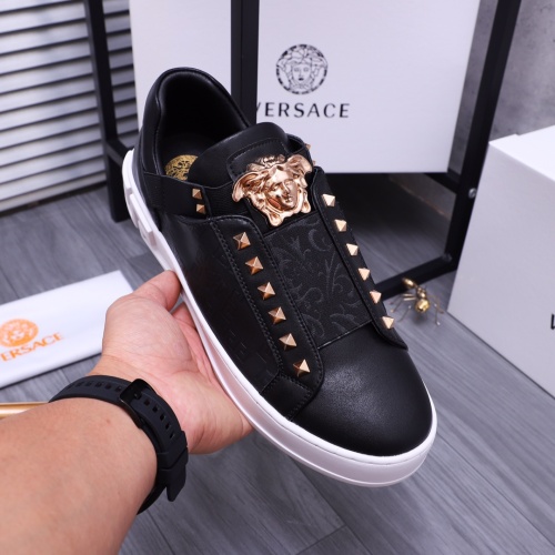 Replica Versace Casual Shoes For Men #1163608 $72.00 USD for Wholesale