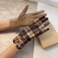 $38.00 USD Burberry Gloves For Women #1154983