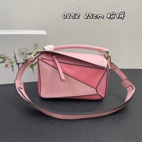 $92.00 USD LOEWE AAA Quality Messenger Bags For Women #1158858