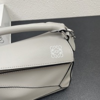 $92.00 USD LOEWE AAA Quality Messenger Bags For Women #1158898