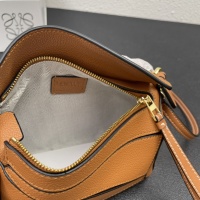 $88.00 USD LOEWE AAA Quality Messenger Bags For Women #1158910