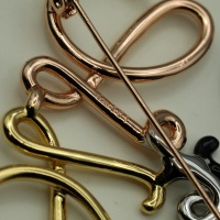 $45.00 USD LOEWE Brooches For Women #1160830
