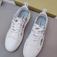 $80.00 USD Burberry Casual Shoes For Men #1163888