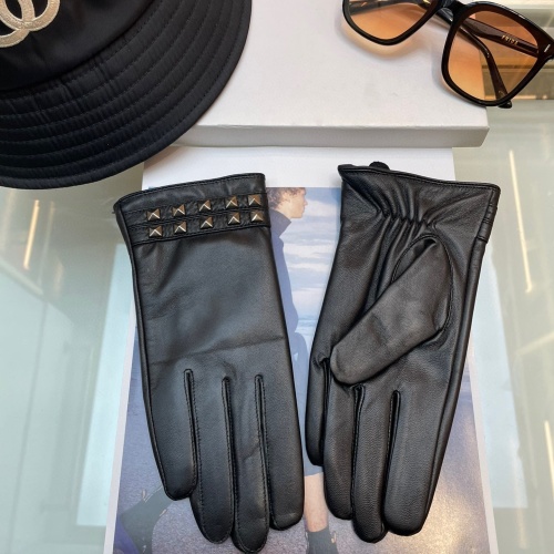 Replica Valentino Gloves For Women #1164592 $48.00 USD for Wholesale
